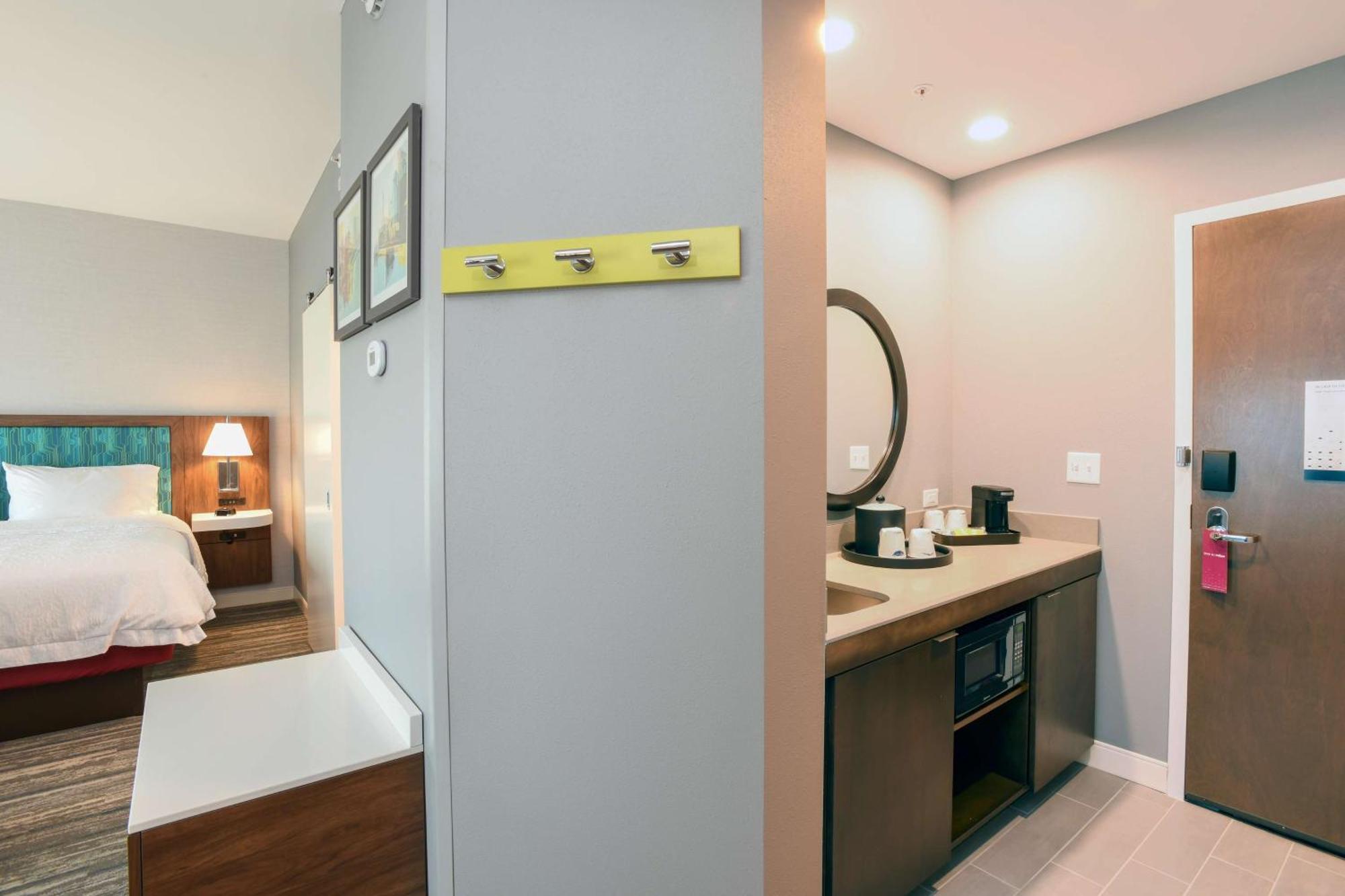 Hampton Inn & Suites Cincinnati Liberty Township West Chester Esterno foto