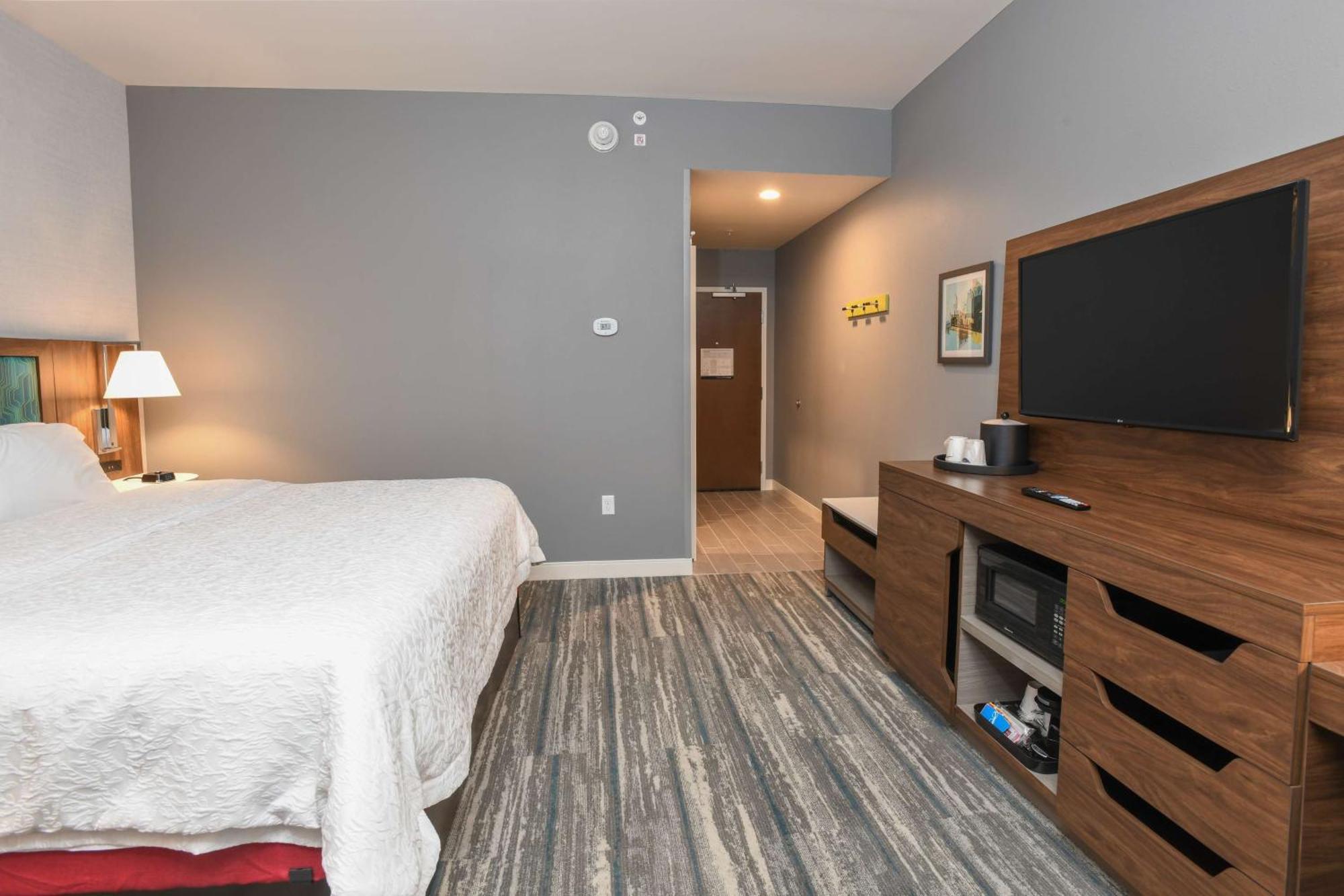 Hampton Inn & Suites Cincinnati Liberty Township West Chester Esterno foto
