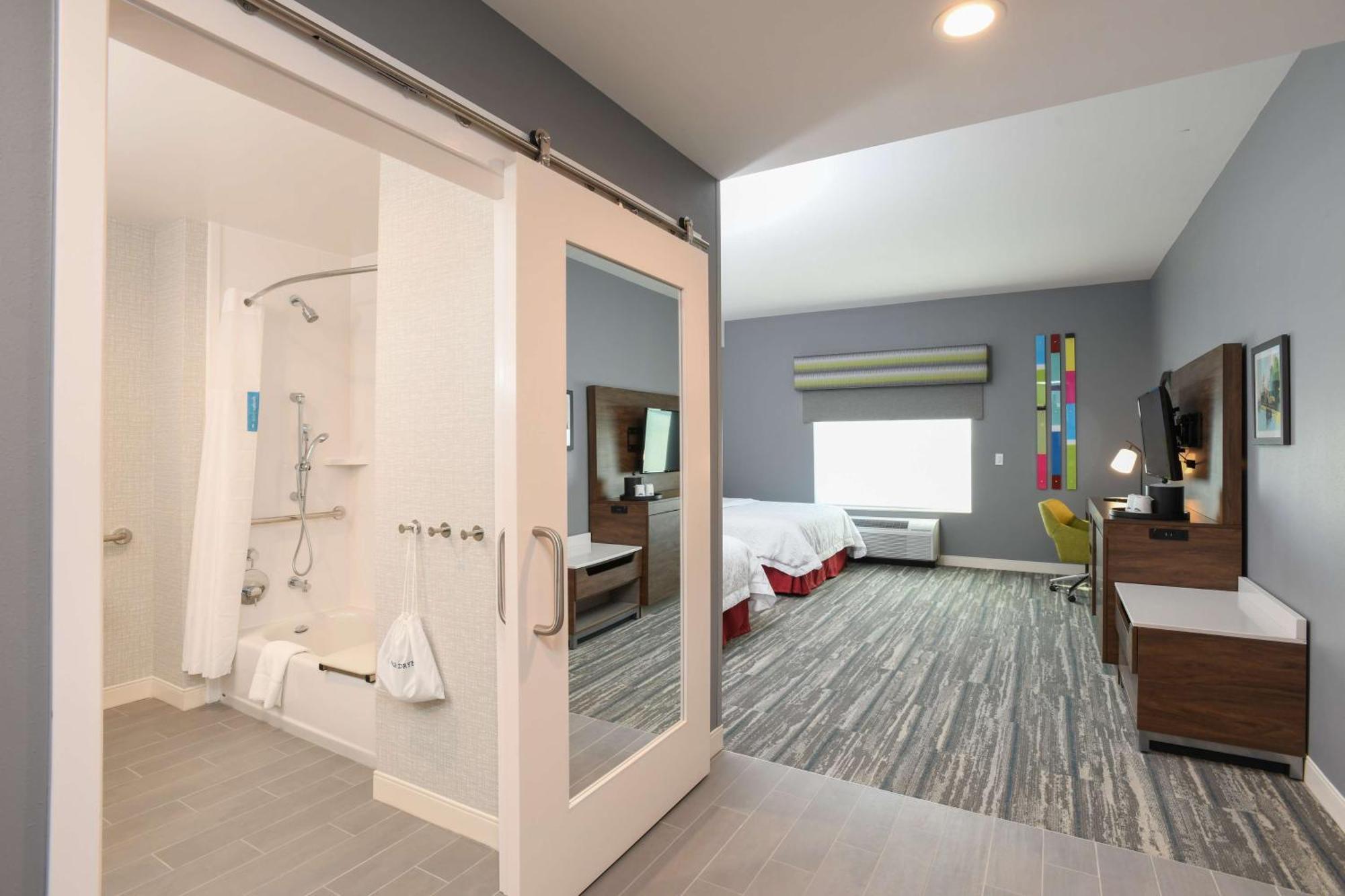 Hampton Inn & Suites Cincinnati Liberty Township West Chester Esterno foto