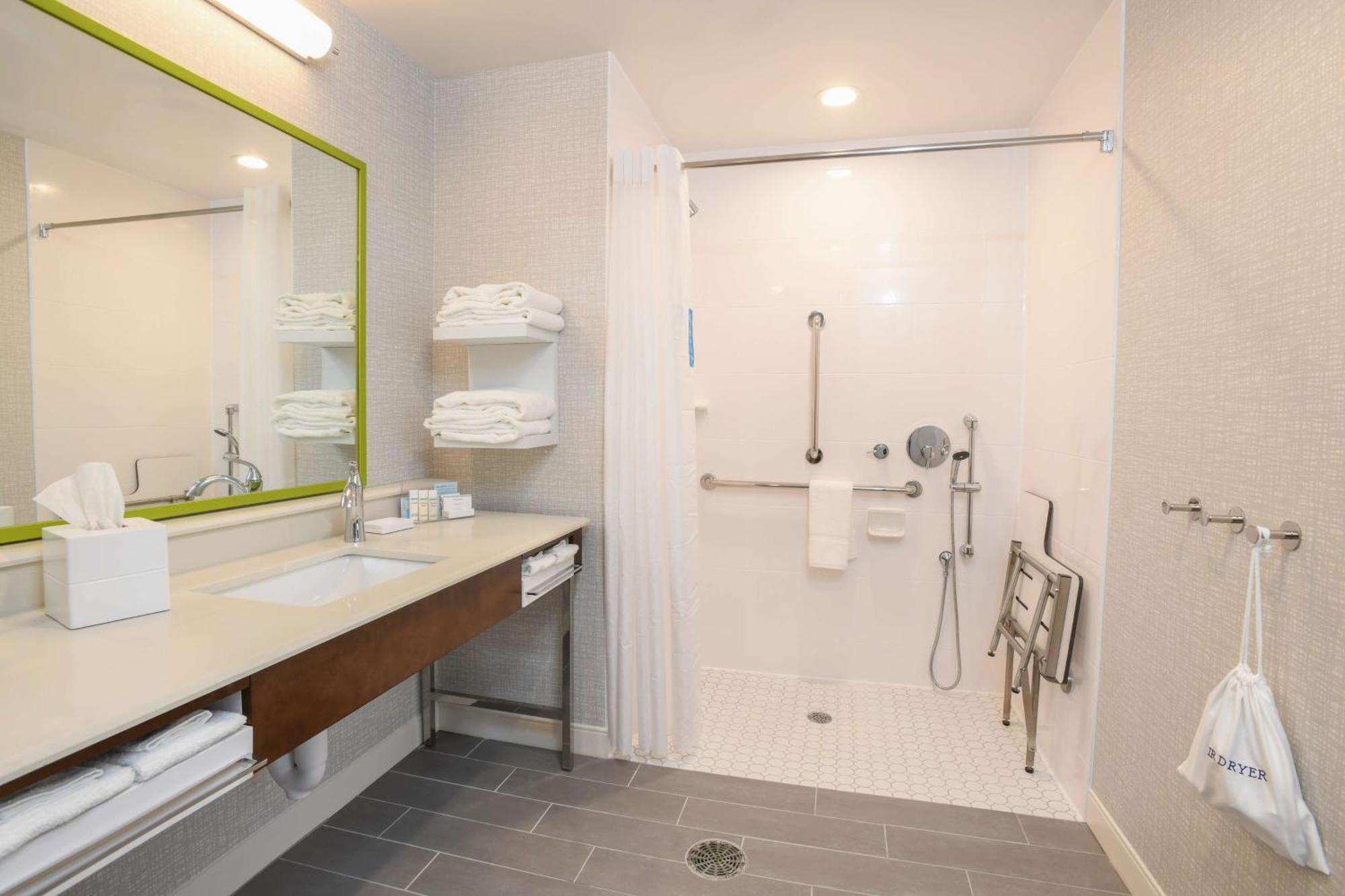 Hampton Inn & Suites Cincinnati Liberty Township West Chester Esterno foto