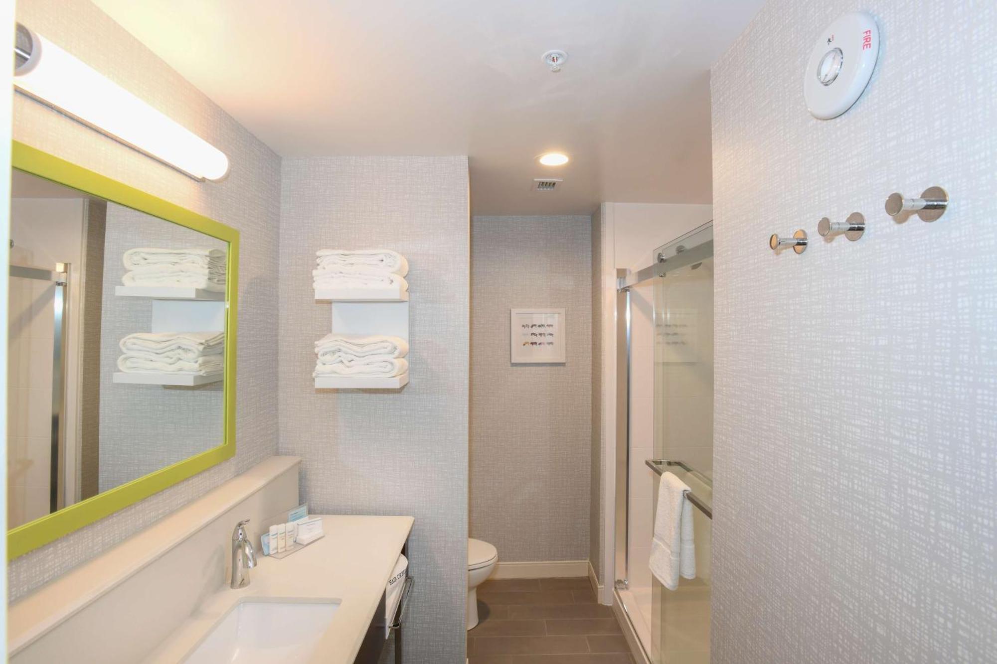 Hampton Inn & Suites Cincinnati Liberty Township West Chester Esterno foto