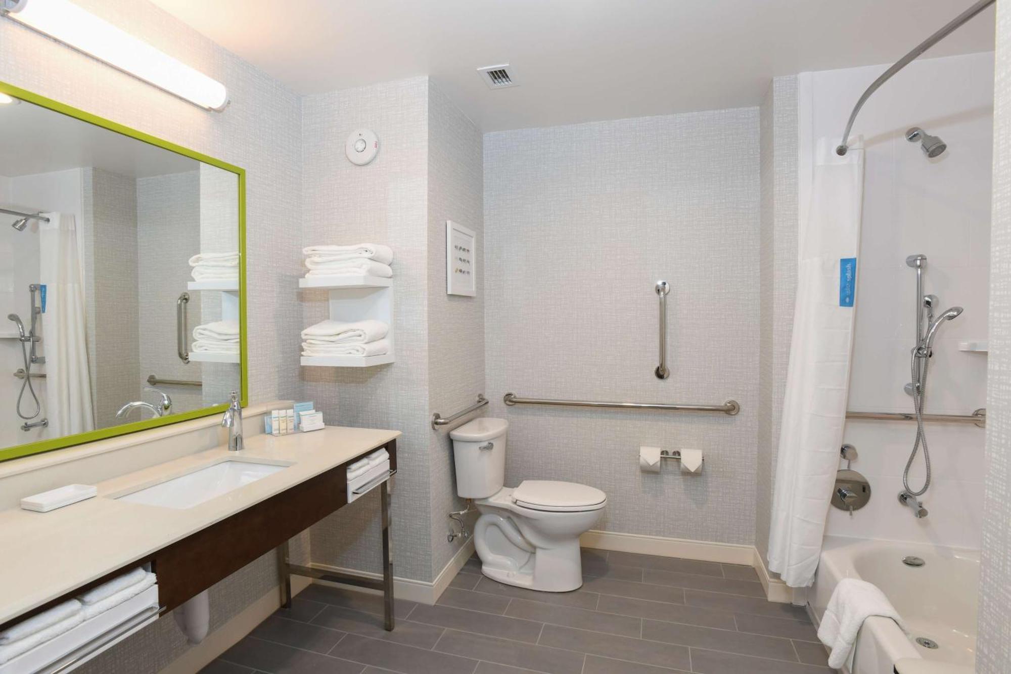 Hampton Inn & Suites Cincinnati Liberty Township West Chester Esterno foto