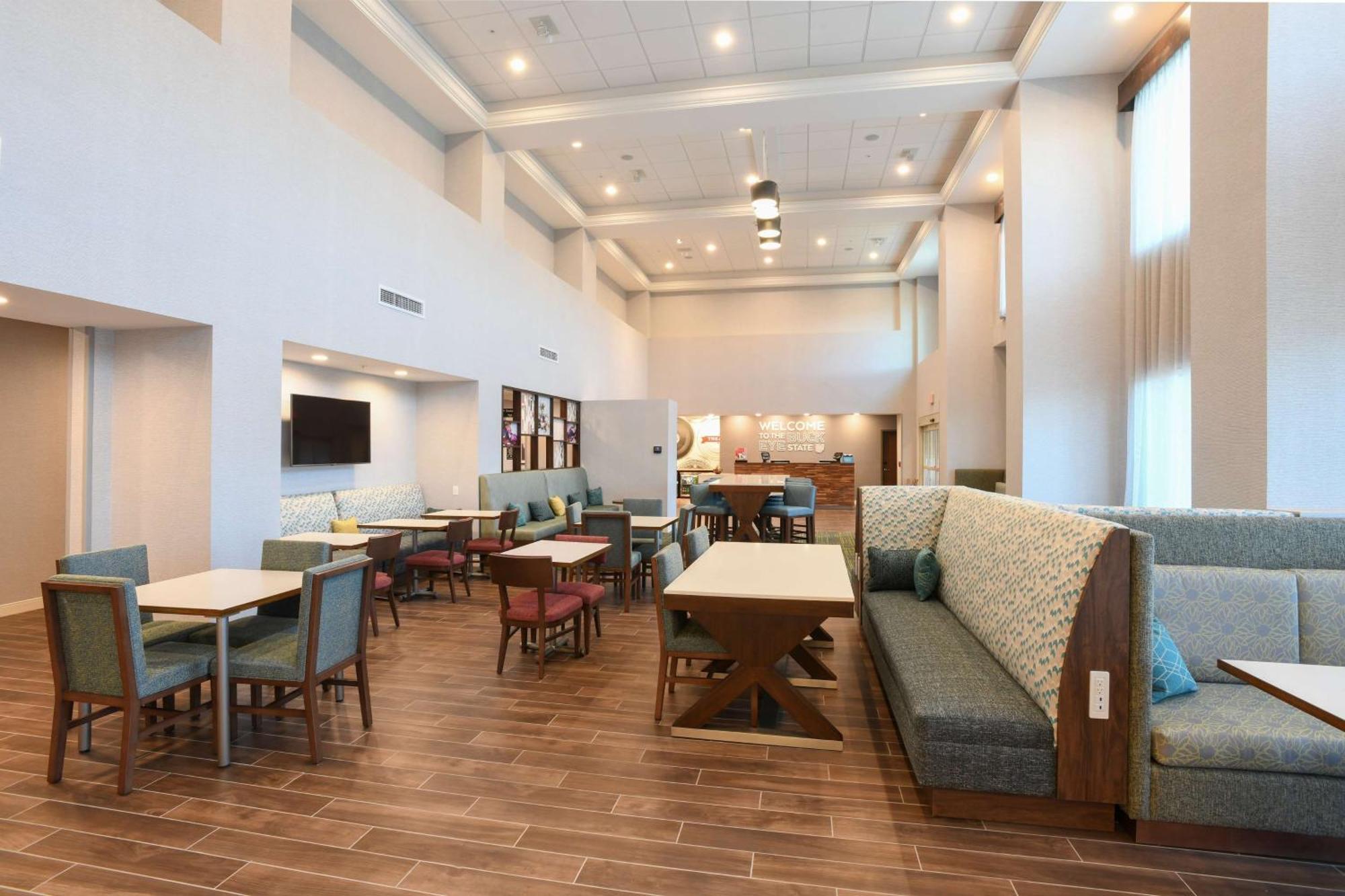 Hampton Inn & Suites Cincinnati Liberty Township West Chester Esterno foto