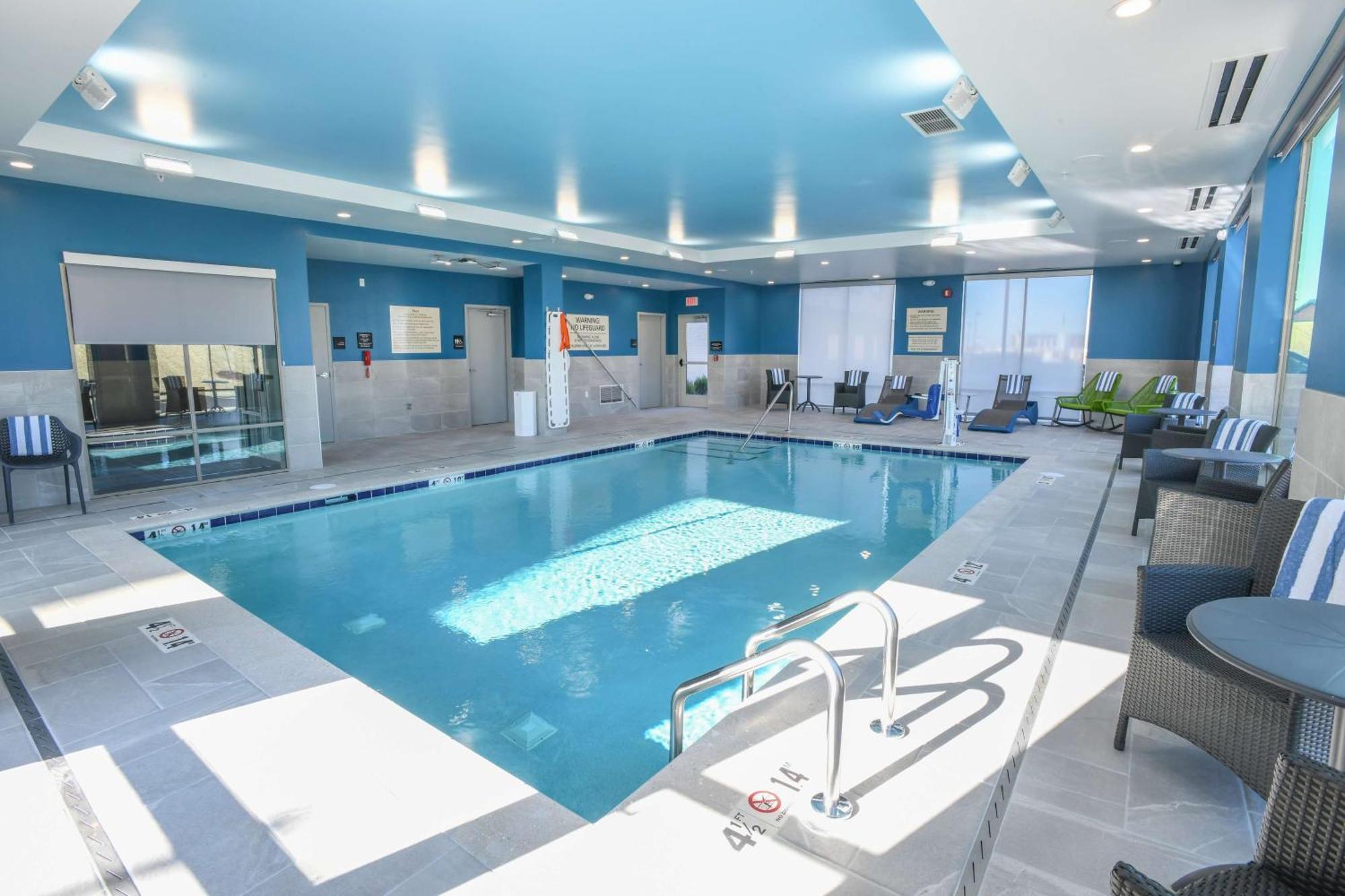 Hampton Inn & Suites Cincinnati Liberty Township West Chester Esterno foto