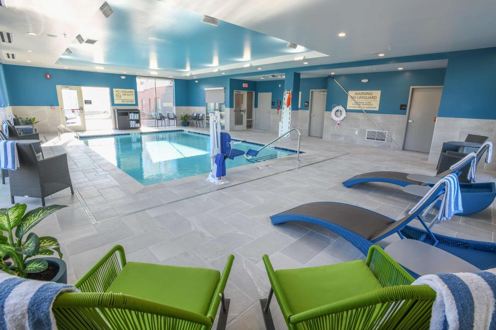 Hampton Inn & Suites Cincinnati Liberty Township West Chester Esterno foto