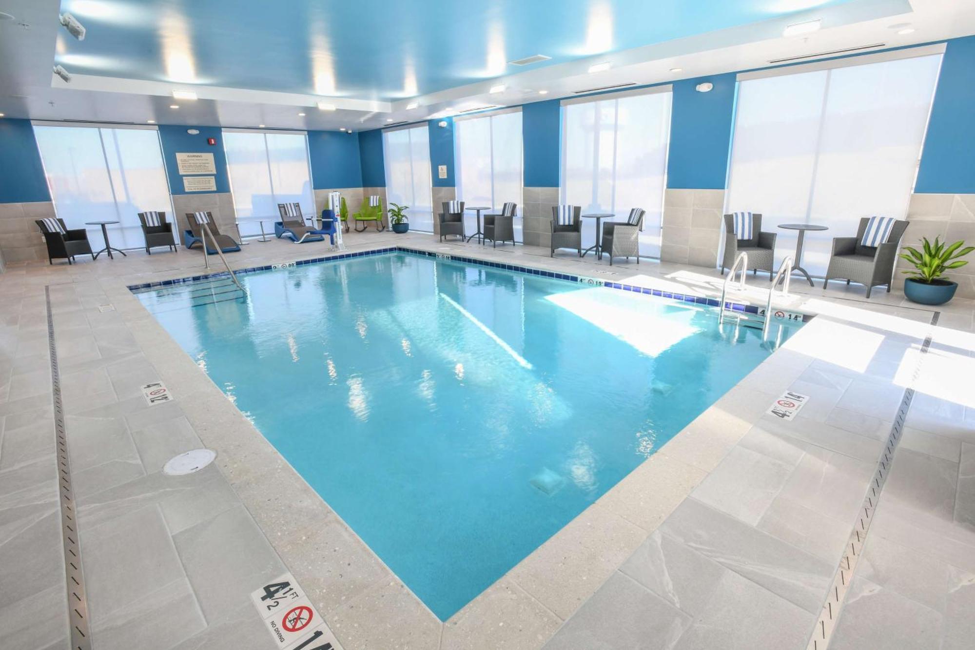 Hampton Inn & Suites Cincinnati Liberty Township West Chester Esterno foto